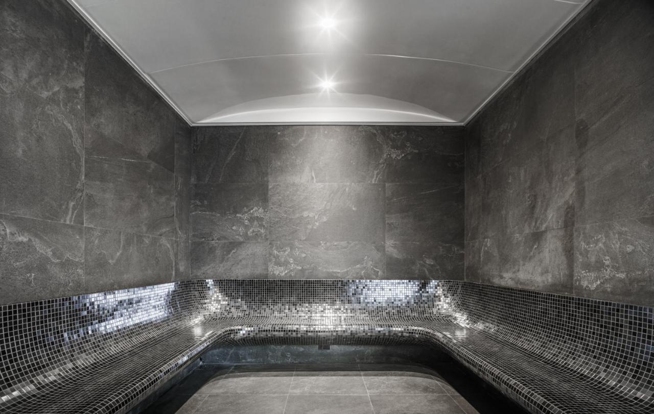 Grande Centre Point Space Pattaya Ngoại thất bức ảnh A Turkish bath