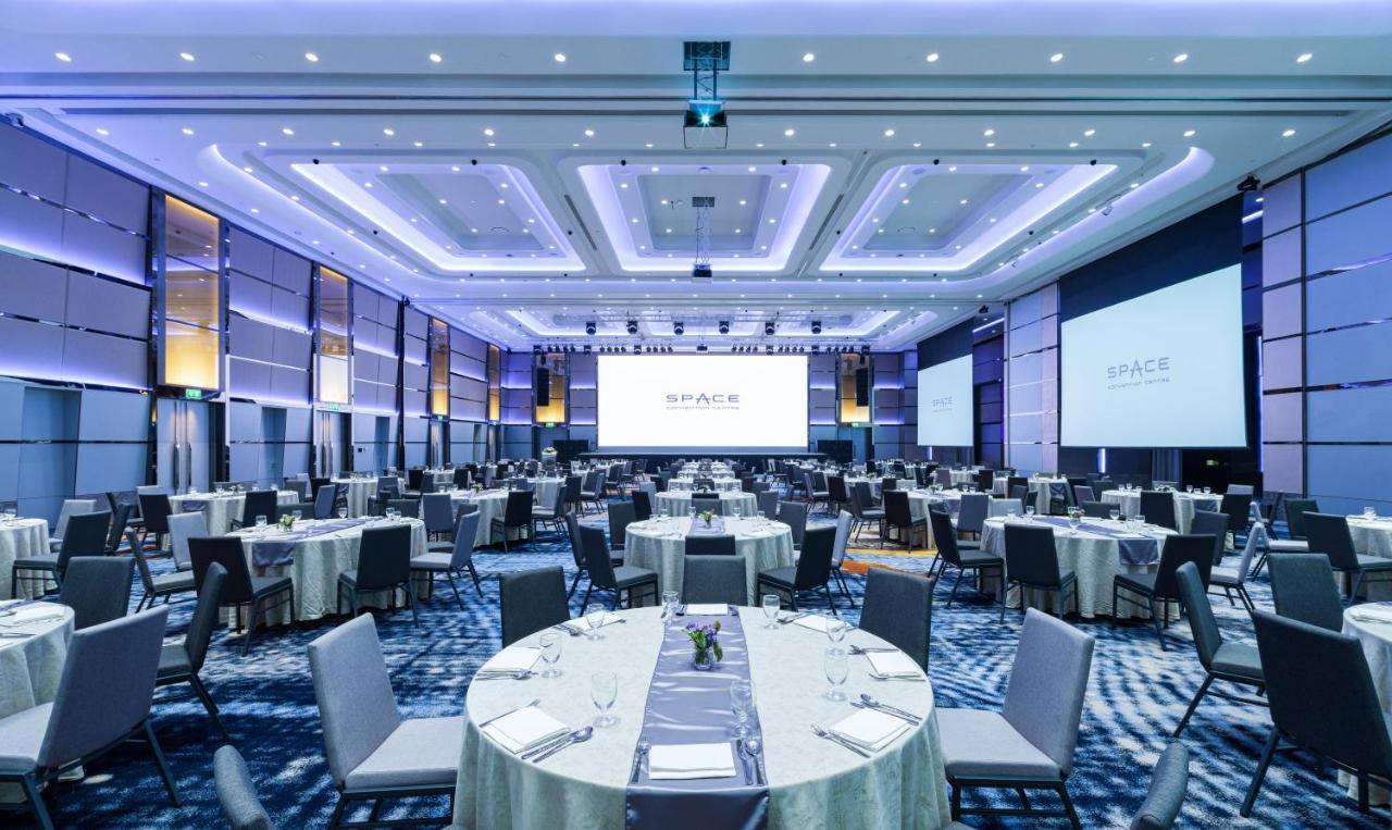 Grande Centre Point Space Pattaya Ngoại thất bức ảnh The Grand Ballroom