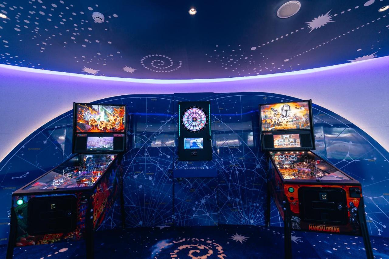 Grande Centre Point Space Pattaya Ngoại thất bức ảnh The Star Wars arcade game