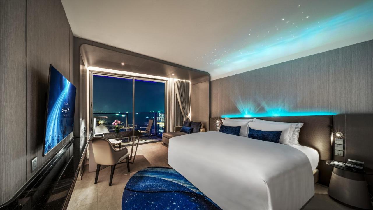 Grande Centre Point Space Pattaya Ngoại thất bức ảnh